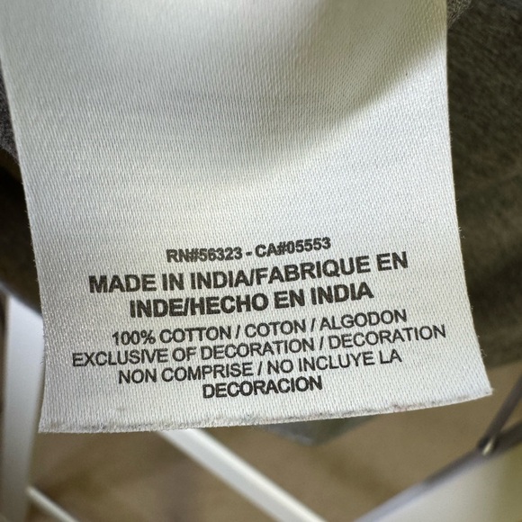 Nike preloved Athletic cut size large t-shirt - Picture 6 of 7